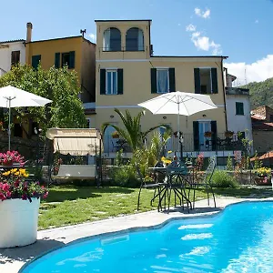 giada-country-apartments.hotelitalianriviera.com/